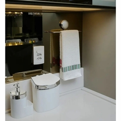 LIXEIRA PIA C/ TAMPA 2,5 LITROS BRANCO C/ CROMADO FUTURE - REF.521BCC - comprar online