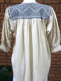 Blusa bordada a mano Mod. Ejutla con bordados Multicolor Unitalla