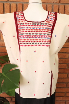Imagen de Blusa Tacuate bordada a mano Beige multicolor Unitalla