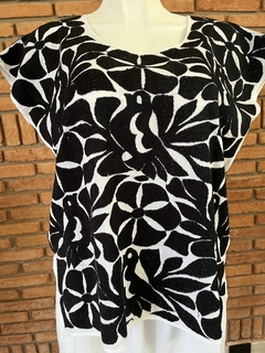 Blusa Jalapa con Bordados de un solo color Hecho a Mano Unitalla - tienda en línea