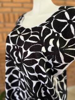 Blusa Jalapa con Bordados de un solo color Hecho a Mano Unitalla - comprar en línea