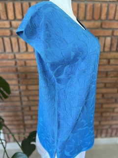 Blusa Jalapa con Bordados de un solo color Hecho a Mano Unitalla