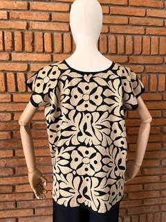 Blusa Jalapa con Bordados de un solo color Hecho a Mano Unitalla - tienda en línea