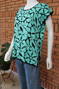 Imagen de Blusa Jalapa con Bordados de un solo color Hecho a Mano Unitalla