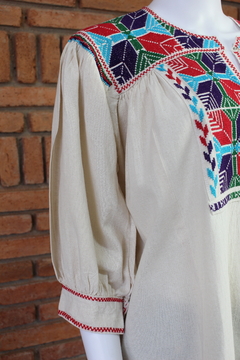 Blusa bordada a mano Mod. Ejutla con bordados Multicolor Unitalla - comprar en línea