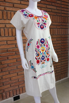 Vestido Bordado A Mano Mod Kimono Manta - Lari Moda