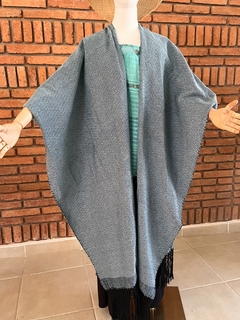 Poncho Ruana Rombo Hecho En Telar - Lari Moda