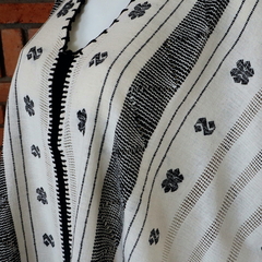 Blusa/blusón Mod. Paloma con Brocados multicolor Unitalla