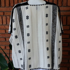 Blusa/blusón Mod. Paloma con Brocados multicolor Unitalla - tienda en línea