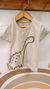 Remera Manga corta Art 656 Jaspeada Dino Beige - comprar online