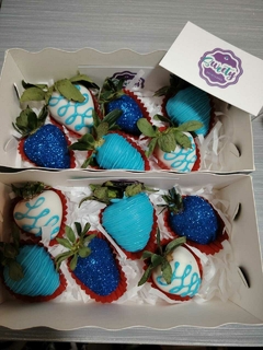 Fresas con diamantina comestible