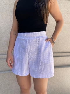 Shorts Lazzie na internet