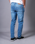 JEAN LIGHT BLUE DENIM CON SPANDEZ CONFORT (004189) en internet
