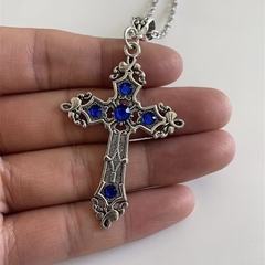 CORDÃO CRUCIFIXO PEDRA AZUL - comprar online