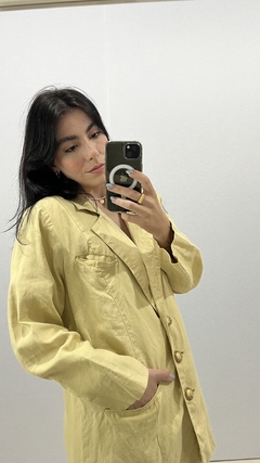 BLAZER EM LINHO MANTEIGA - M - GARIMPOS BY DUDA