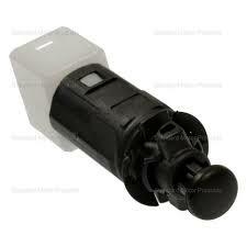2484604 interruptor freno automotriz nissan platia,clio,kangoo, en internet