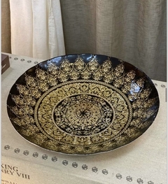 Prato Centro de Mesa Preto e Dourado 40cm