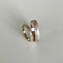 Par de Alianças Kind em Ouro 18k branco