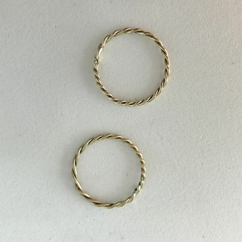 Par de Alianças Fios Trançados