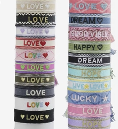 Pulseira Love Rosa e Verde na internet