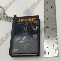 Llavero El Gato Negro, Edgar Allan Poe - Booksitos