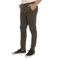 Pantalon Corte Chino en internet