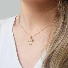 Colar de Filha Com Pingente de Menina Cordão Banhado a Ouro - loja online