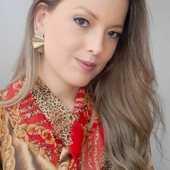 Brinco Feminino Chapa Martelado Leque Folheado a Ouro 18k - comprar online