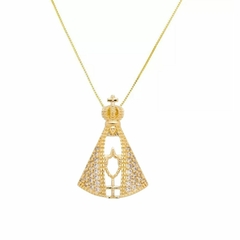 Colar Nossa Senhora Com Zircônias Cravejado Folheado A Ouro