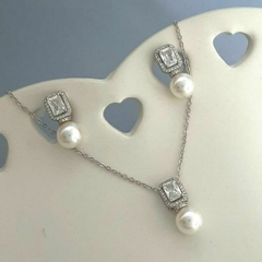 Conjunto Colar e Brincos de Perola Com Cristal Cravejado - loja online