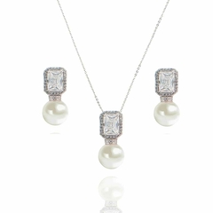 Conjunto Colar e Brincos de Perola Com Cristal Cravejado