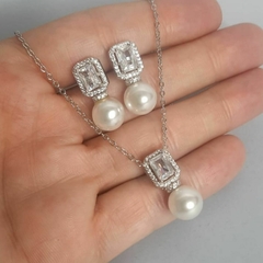 Conjunto Colar e Brincos de Perola Com Cristal Cravejado na internet