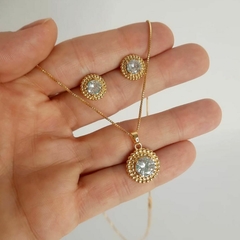 Conjunto Colar e Brinco Cravejado Ponto De Luz Banhado A Ouro na internet