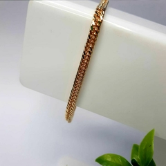 Pulseira Feminina Em Elo Entrelaçados Folheado a Ouro 18k na internet