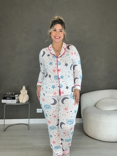 PIJAMA LUNA NOITE na internet