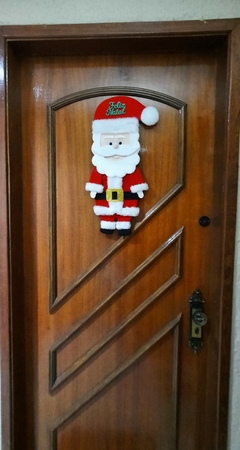 Enfeite de porta Papai Noel Grande em feltro e pelúcia - comprar online