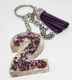 LLAVERO RESINA NUMERO 2 - comprar online