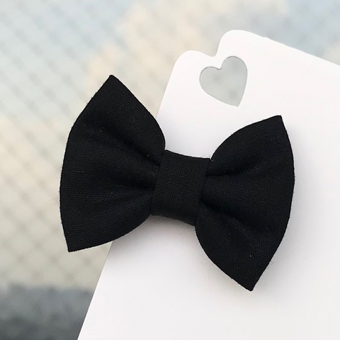 Laço gravatinha de tecido (5cm) - Preto