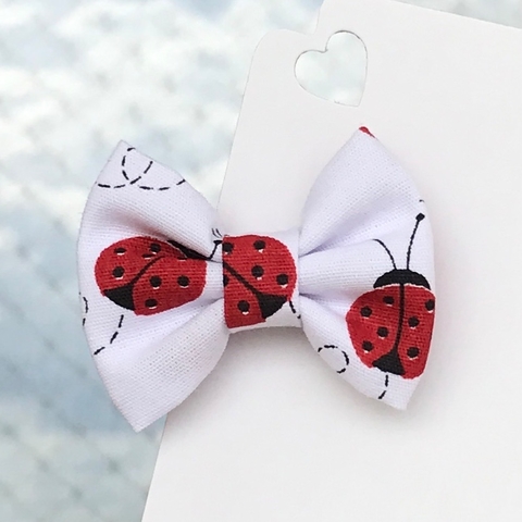 Laço gravatinha de tecido(5cm) - Joaninha