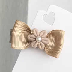 Laço Gravatinha com flor - loja online