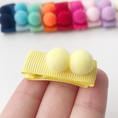Presilha Mini Pompom - comprar online