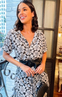 Vestido e Saida Guippir na internet