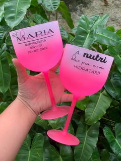 Kit c/ 40 Taças Gin Degrade Personalizadas na internet