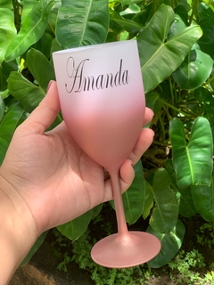 Kit c/ 2 Taças de Vinho Degradê Personalizadas