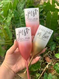 Kit c/ 30 Taças De Champagne Degradê Personalizadas - comprar online