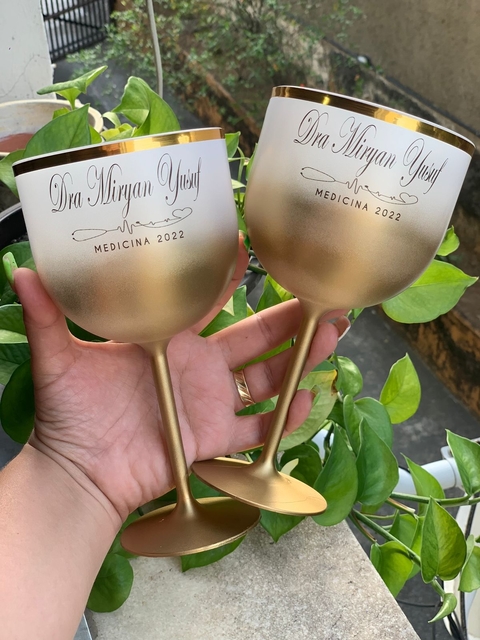 Kit c/ 30 Taças Gin Degrade Com borda metalizada