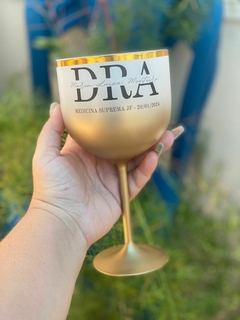 Kit c/ 10 Taças Gin Degrade com borda metalizada na internet