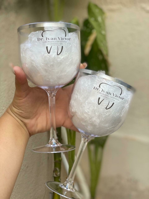 Kit c/ 10 taças Gin Cristal + 10 copos de wisky Cristal (todos com borda metalizada)