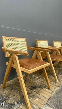 Silla Carver Cuero