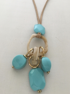Colar penduricalhos azul - comprar online